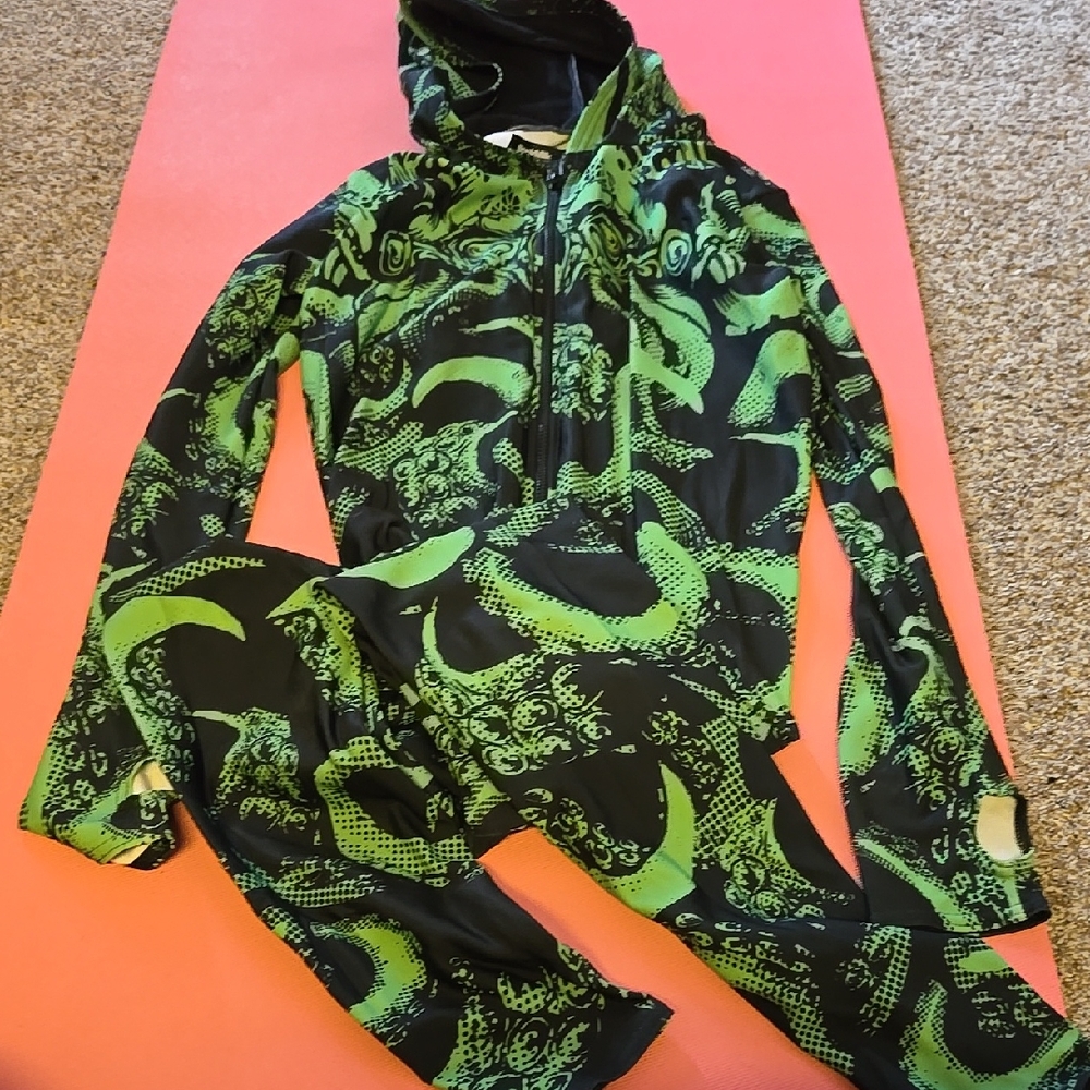 Blackmilk Cthulhu Snugglesuit Size L